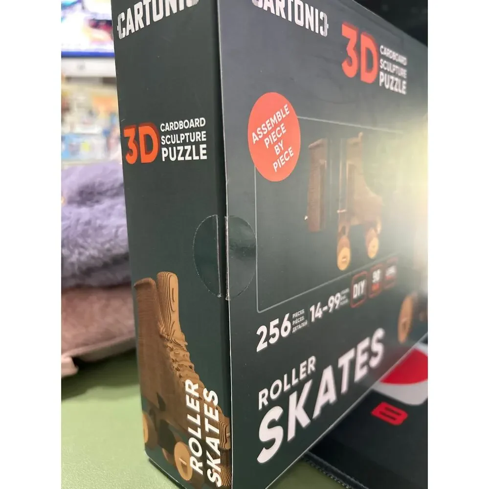 3D Cardboard Sculpture Puzzle Roller Derby Skates Model NIB (OPENED)